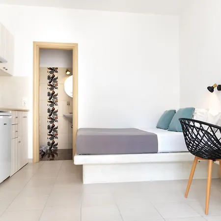 Depis Place 2* Naxos City