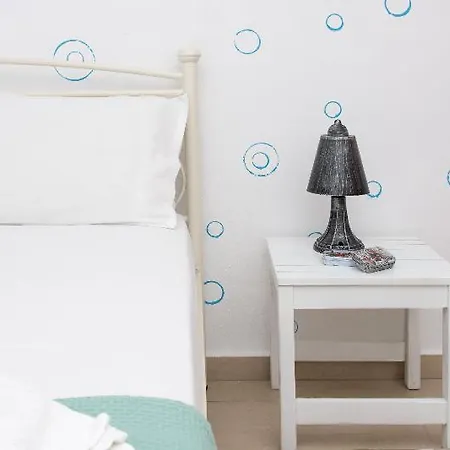 Depis Place 2* Naxos City